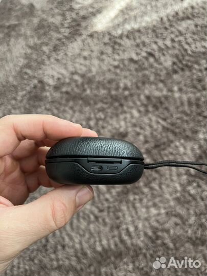 Bluetooth-наушники премиум-класса Bang & Olufsen