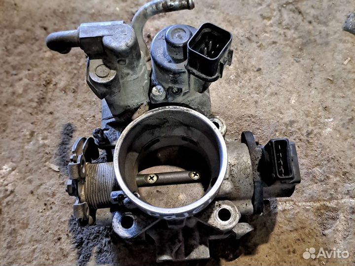 Дроссельная заслонка Mitsubishi Pajero 2