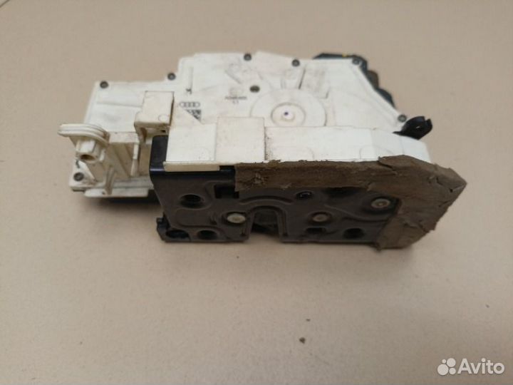 Замок двери задний левый Audi Q8 4MN 2020