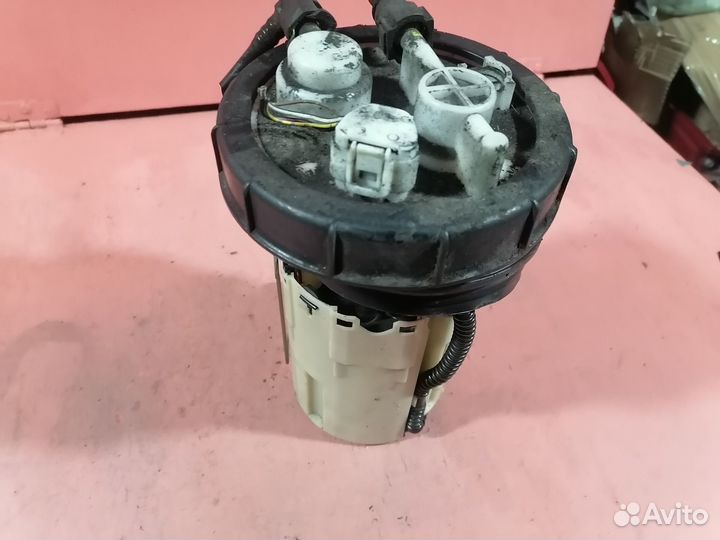 Насос топливный Toyota Corolla 120 2001-2006