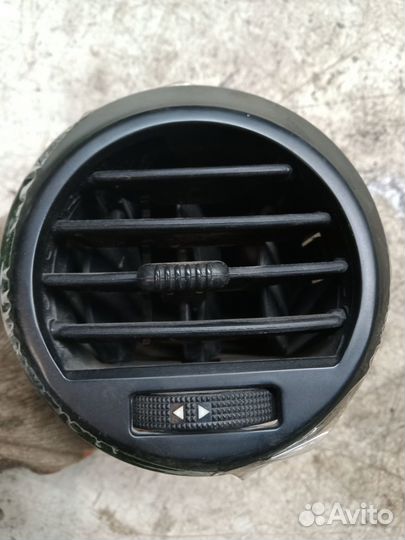 Дефлектор торпеды левый Chevrolet Lacetti хетчбэк