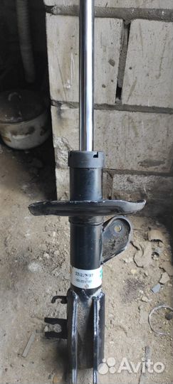 Продам стойки