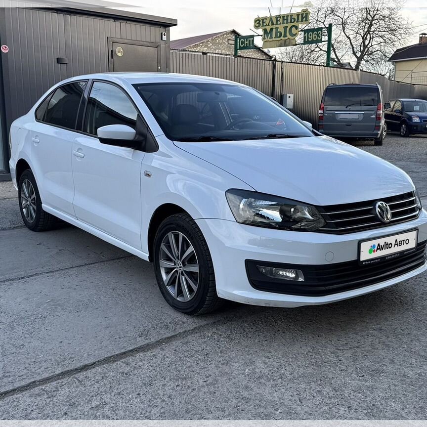 Купить 🚘 Volkswagen Tiguan с пробегом от 500 000 ₽ в