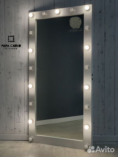 Зеркало с подсветкой