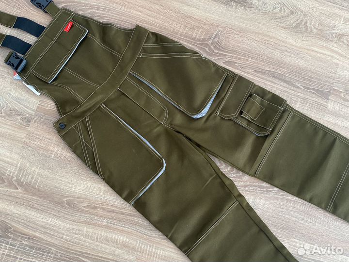 Полукомбинезон хаки. Спецодежда для профессионалов
