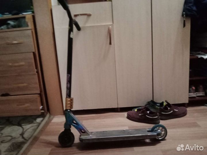 Трюковой самокат 6500публей