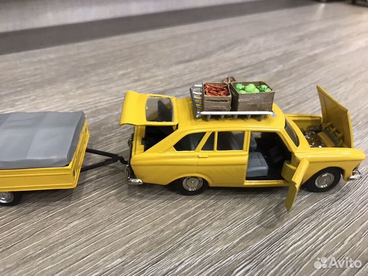 Модель СССР Иж Комби А12 с прицепом