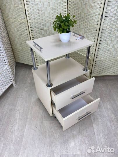 Тележка косметологическая