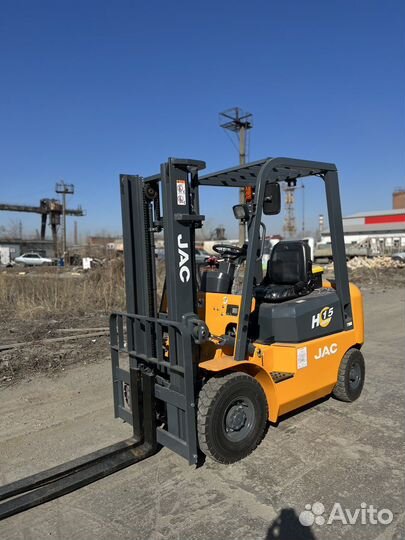 Вилочный погрузчик JAC CPCD15, 2023