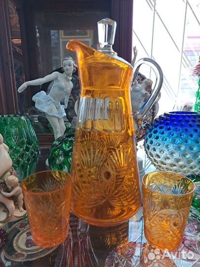 Графин и стаканы