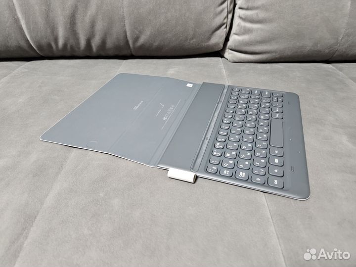 Чехол-клавиатура для планшета Samsung Tab S3