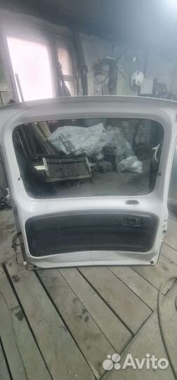 5Дверь багажника toyota funcargo