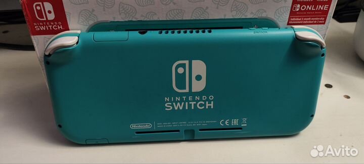 Портативная игровая приставка Nintendo Switch Lite