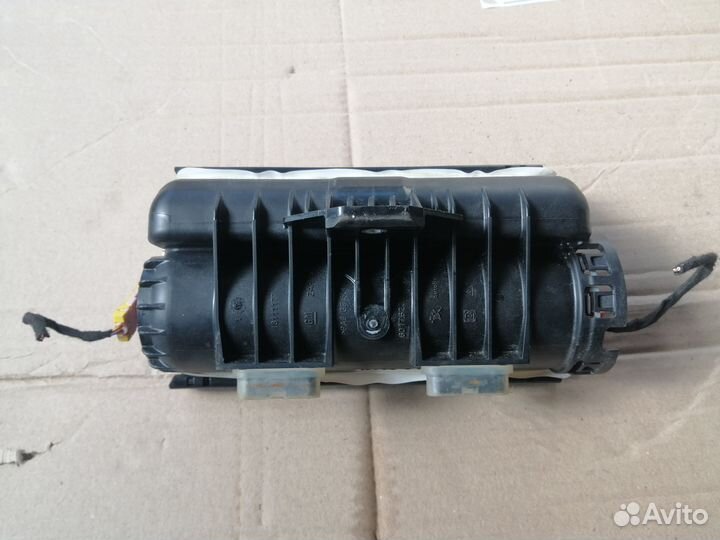 AIR BAG SRS Подушка пассажира Опель Зафира
