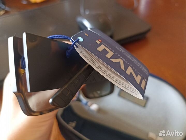 Солнцезащитные очки invu