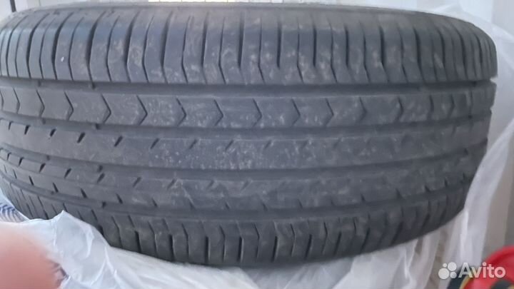 Continental ContiPremiumContact 5 3.25/10 R17