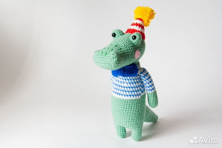 Крокодил - мягкая вязаная игрушка ручной работы