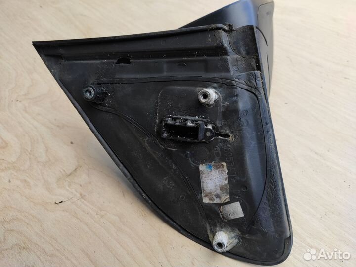 Зеркало правое Узкое на Opel Astra H GTC 3D