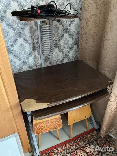 Компьютерный стол