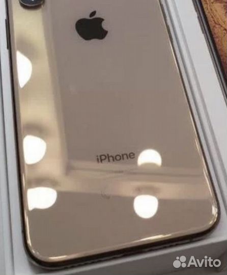 iPhone 8, 64 ГБ