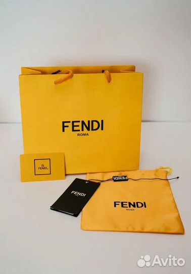 Ремень чёрный Fendi