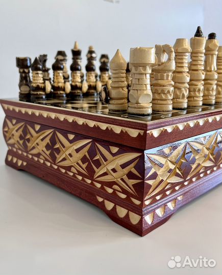 Шахматный ларец из дерева 25х25