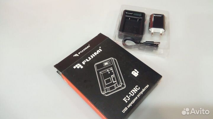 Зарядка для аккумулятора Canon LP-E6