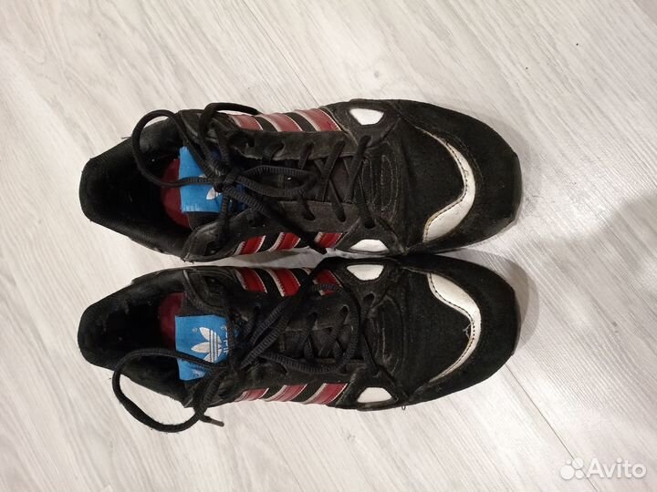 Кроссовки Adidas, модель zx750