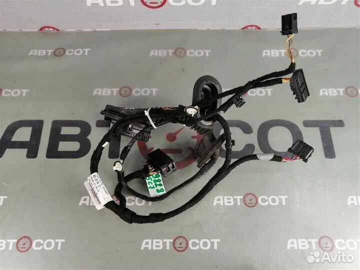 Жгут проводов передней правой двери VW Jetta 2011