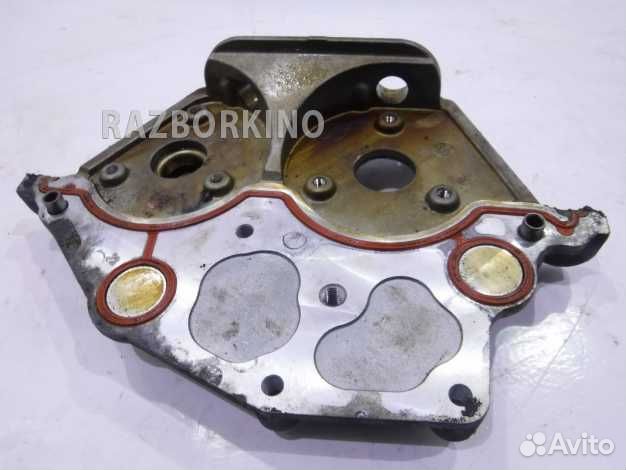 Крышка двигателя передняя 12596360