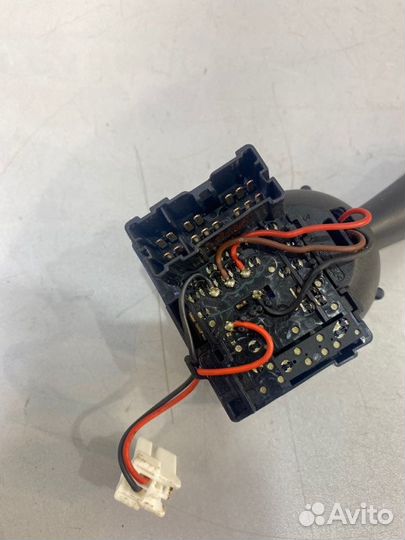 Подрулевой переключатель левый Renault Sandero