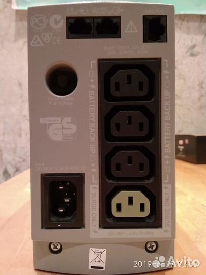 Продается ибп APC Back-UPS CS 650 (BK650EI)