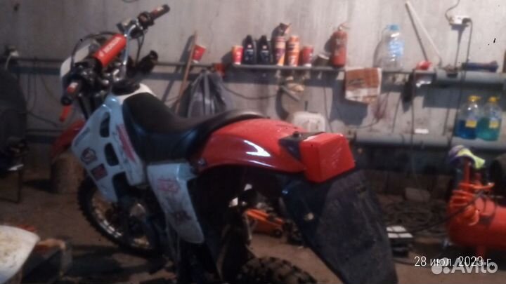 Фонарь задний стопсигнал габарит honda CRM 80