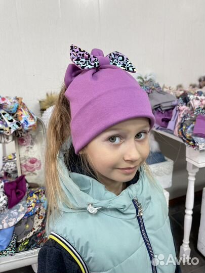 Шапка с отверстием для хвоста