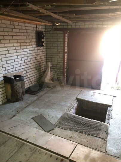 Гараж, > 30 м²