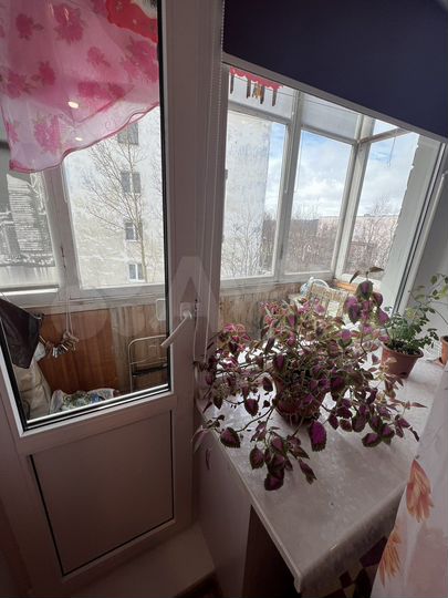3-к. квартира, 52 м², 3/5 эт.