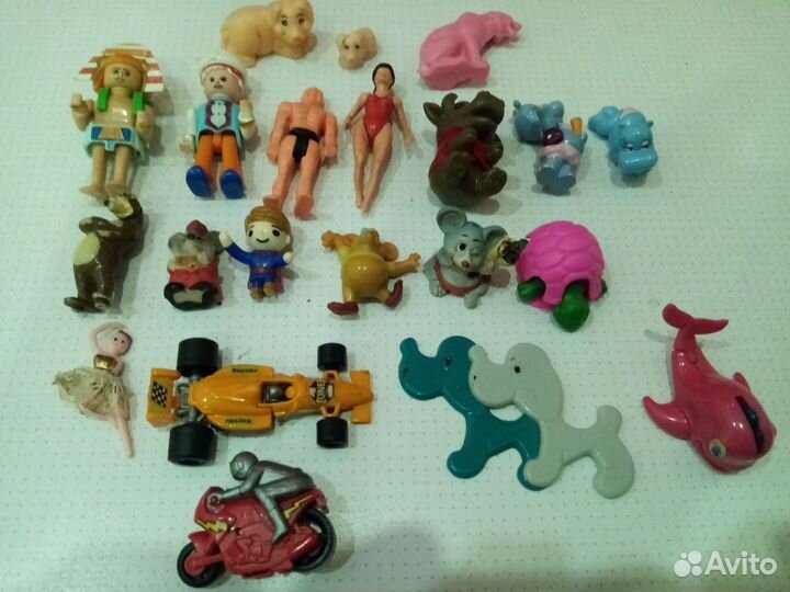 Игрушки Киндер сюрприз