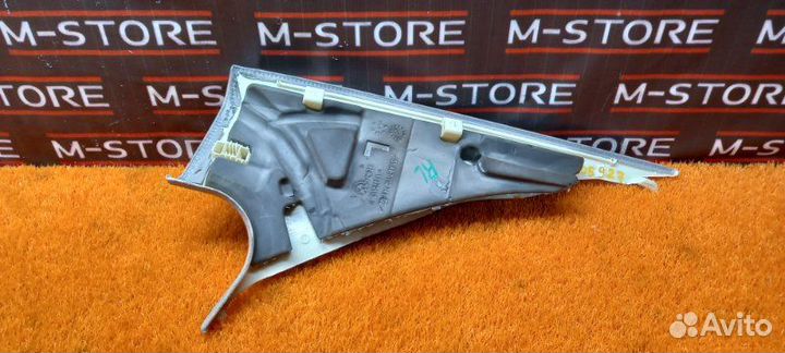 Обшивка стойки задняя левая Bmw 7-Series F01