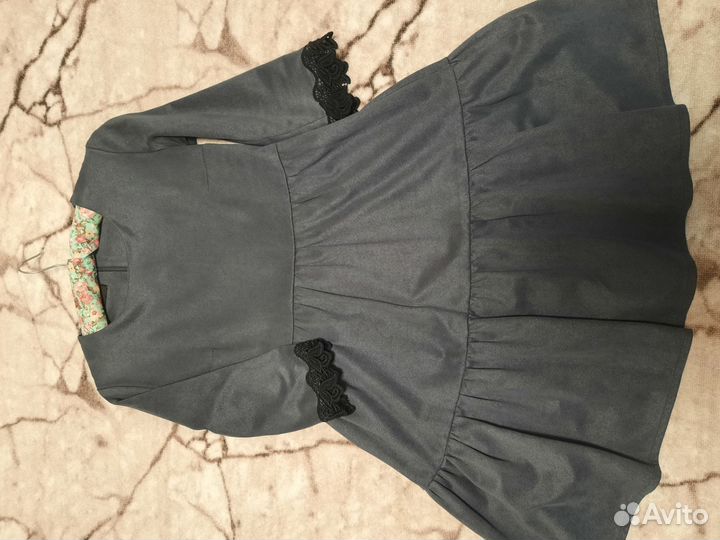 Платье женское 42 44 бу