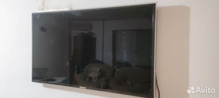 Телевизор LED Samsung 40