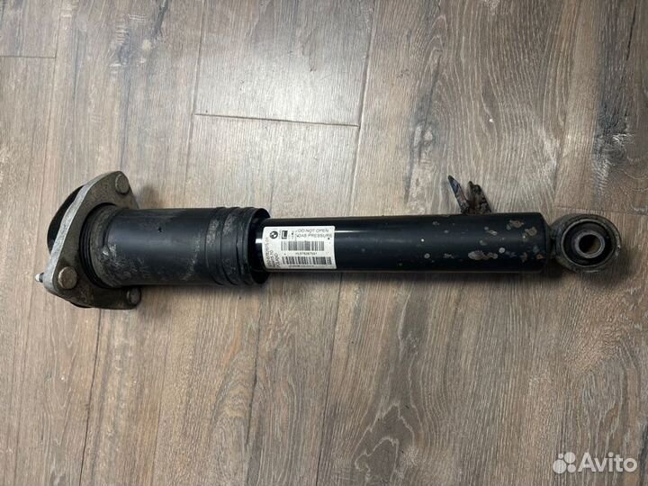 Амортизатор задний левый Bmw X5 50Ix E70 LCI N63