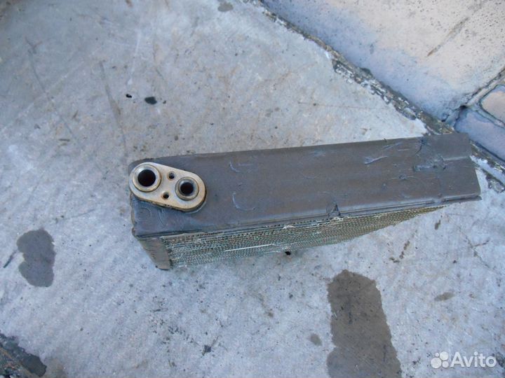 Конденсер салонный радиатор кондиционера Audi A6