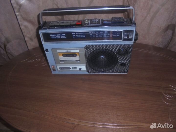 Приемник, магнитола sanyo. Модель. M2564H. СССР