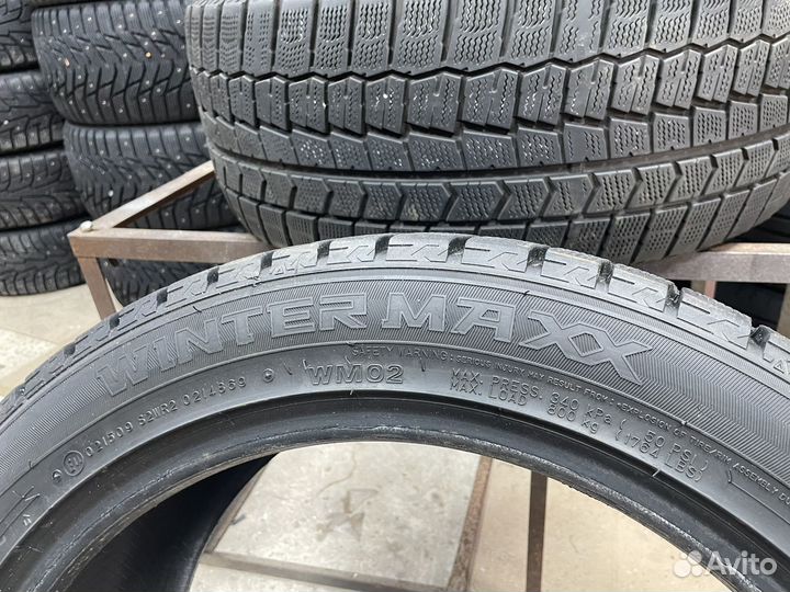 Dunlop Winter Maxx WM02 245/45 R18