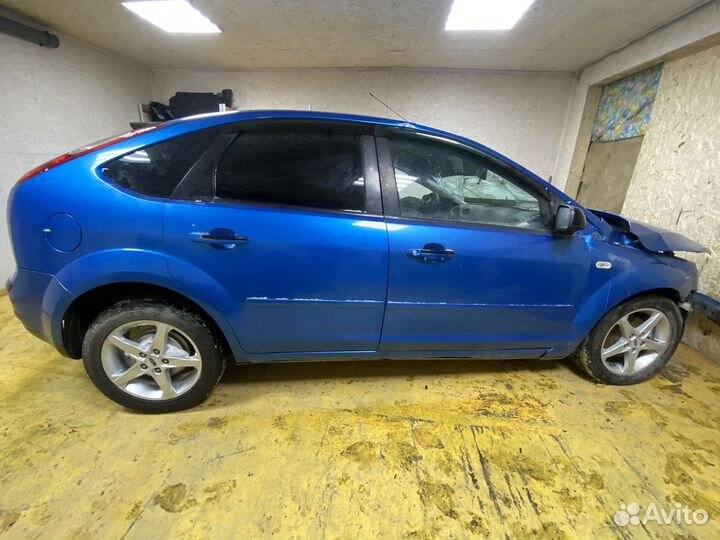 Разбираем прямо сейчас Ford Focus 2 1.8