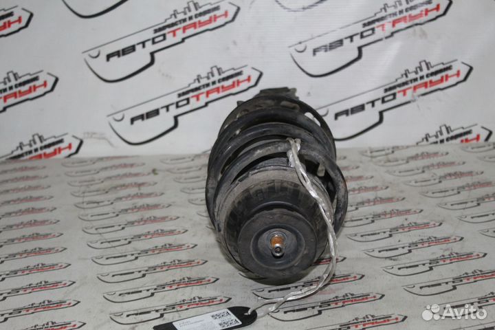 Стойка ходовки honda FIT FIT aria GD1 GD3 GD6 GD8 передняя правая крепление стабилизатор прямо 51601