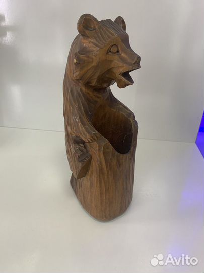 Медведь деревянный