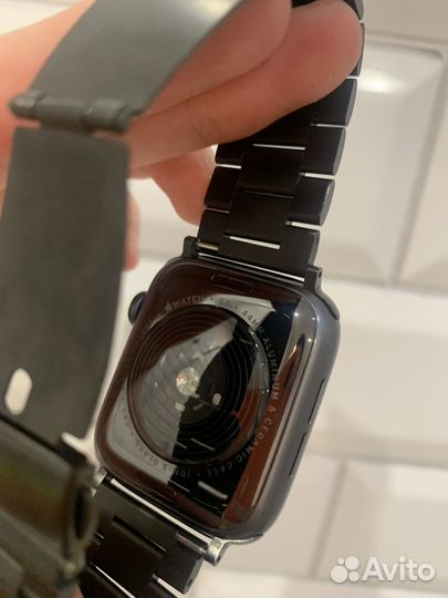 Apple Watch SE 44mm (gen1)