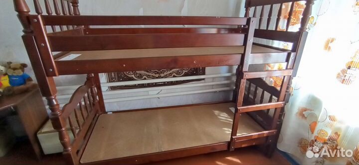 Двухъярусная кровать бу с матрасами