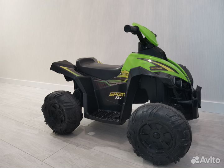 Детский квадроцикл на аккумуляторе бу